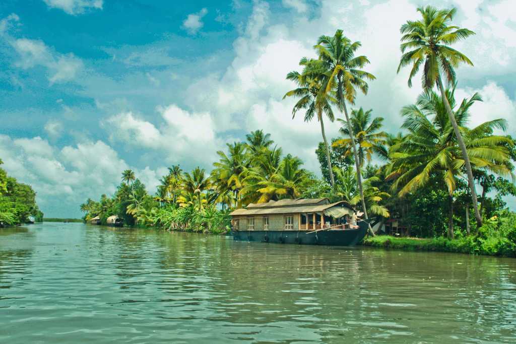 kerala- munnar -thekkady-alleppey